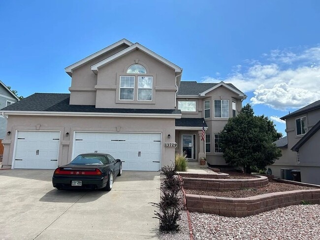 Photo - 13729 Narrowleaf Dr House