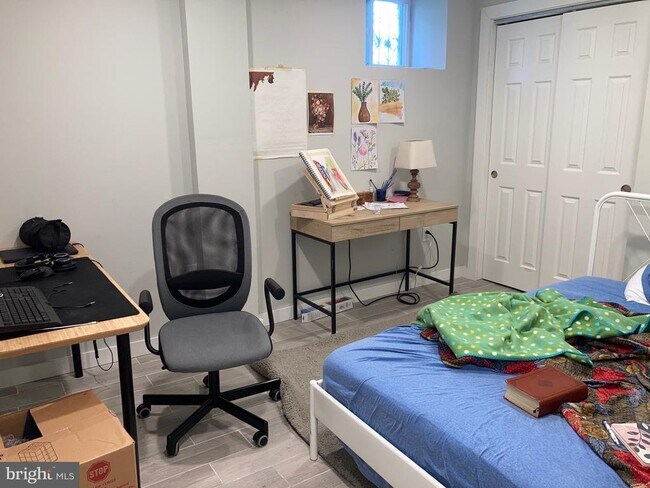 Photo - 5301 Catharine St Unit 3