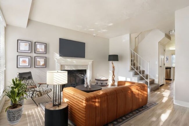 Building Photo - End Unit Spacious Two Bedroom Two & Half B...