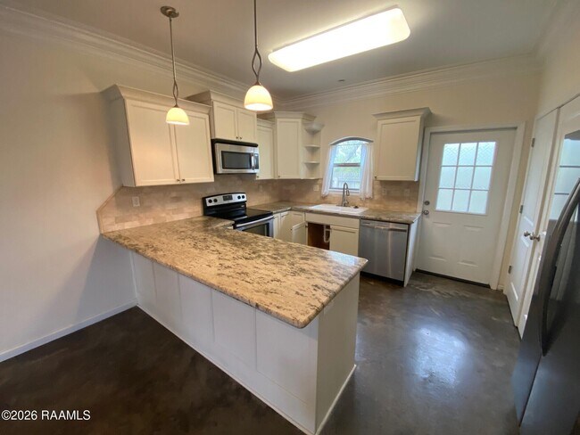 208 Caudill Dr