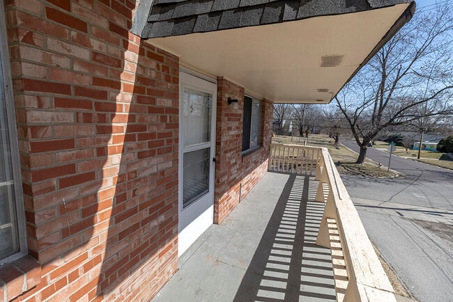 Photo - 801 N Ann St Unit 1