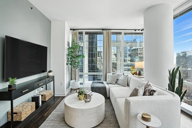 109 W Wacker Dr