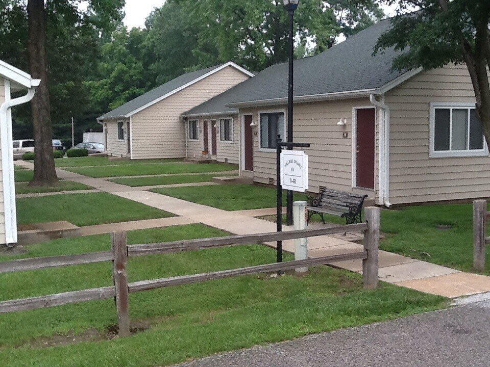 Village Court - Village Court Apartments