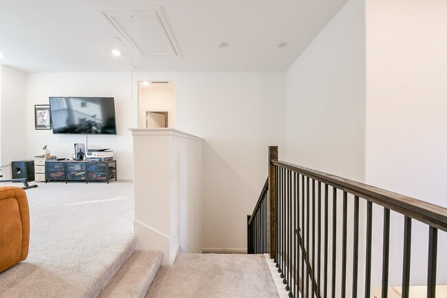 Photo - 9405 Vis Fls Trce