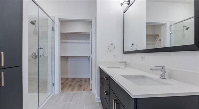 Photo - 3900 Berkman Dr Unit S6-3