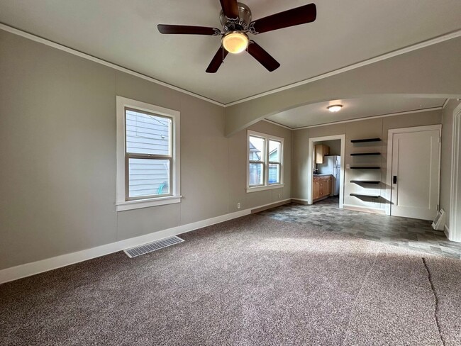 Photo - Adorable Home in a Historic Oregon City Neighborhood