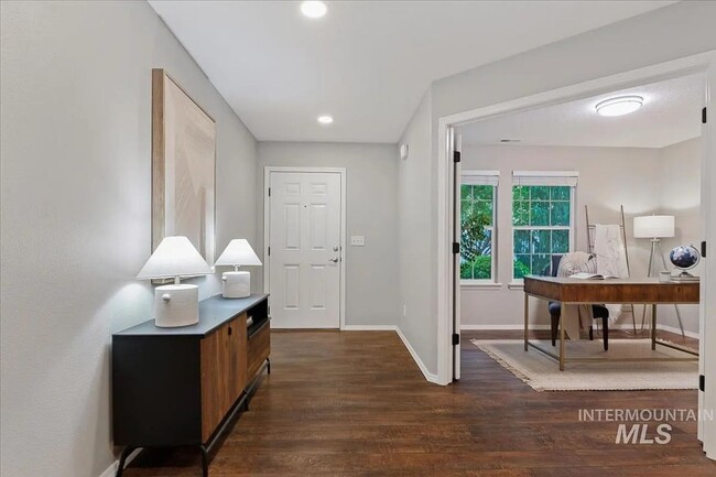 Photo - 4712 S Glenmere Way