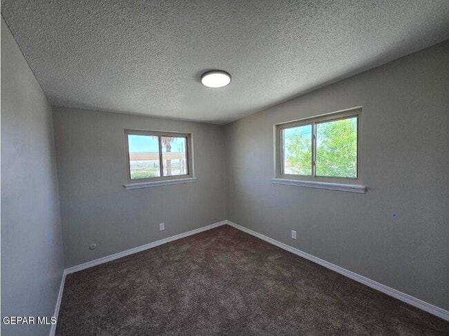 Photo - 3909 Sunrise Ave