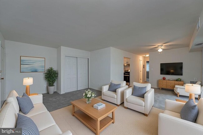 Photo - 5200 Quincy St Unit 303