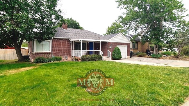 Building Photo - 4 Bd 2 Bath Home in Millcreek