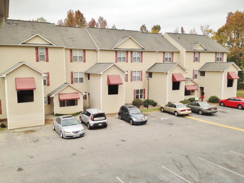 Photo - 310 Ardale Dr