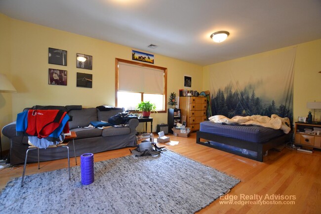 Photo - 32 Arden St Apartments Unit 2
