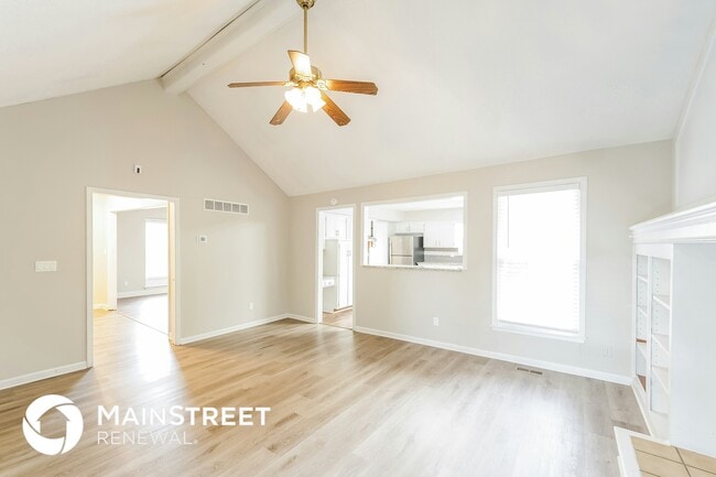 Photo - 15347 Newton Dr