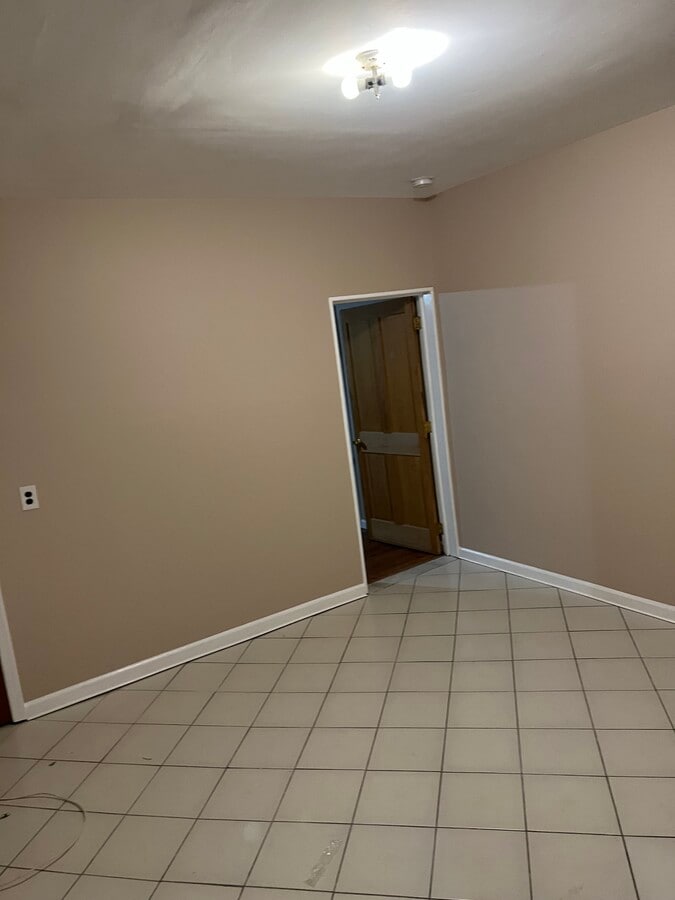 Photo - 137 E Lincoln Ave