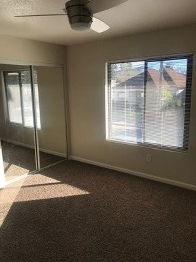 Photo - 497 Sebastopol Ave Unidad 4