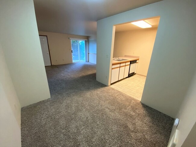 Photo - 806 Juniper Ave