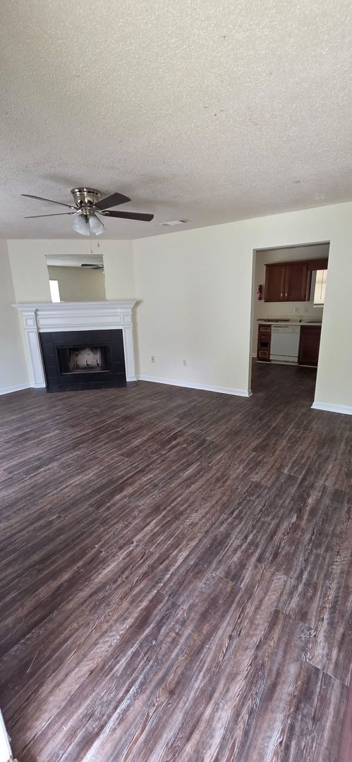 Photo - 3 Bedroom House in Hephzibah For Rent.