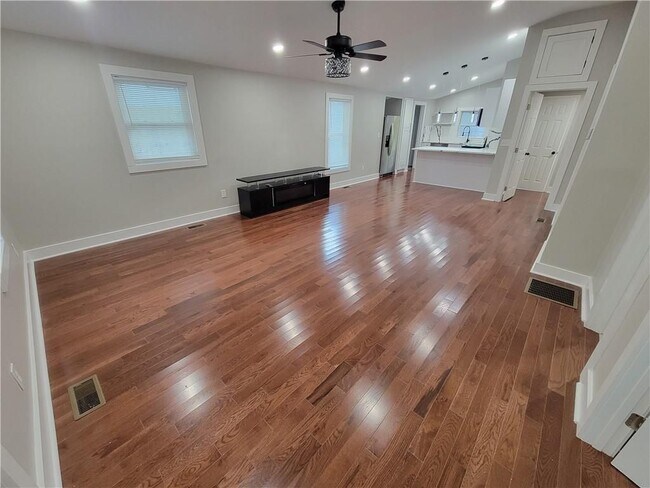 Photo - 768 Fourth Street