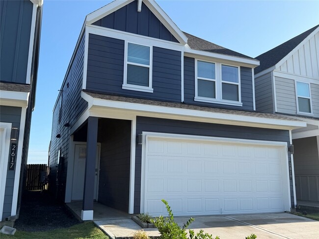 Photo - 2619 McHenry Lndg Ln