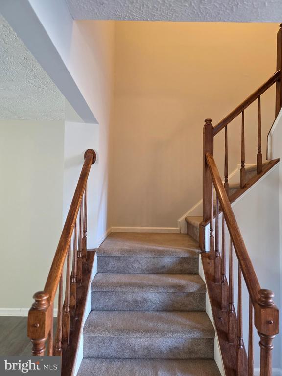 Photo - 528 Cromwell Ct