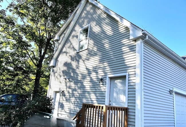 21 School St