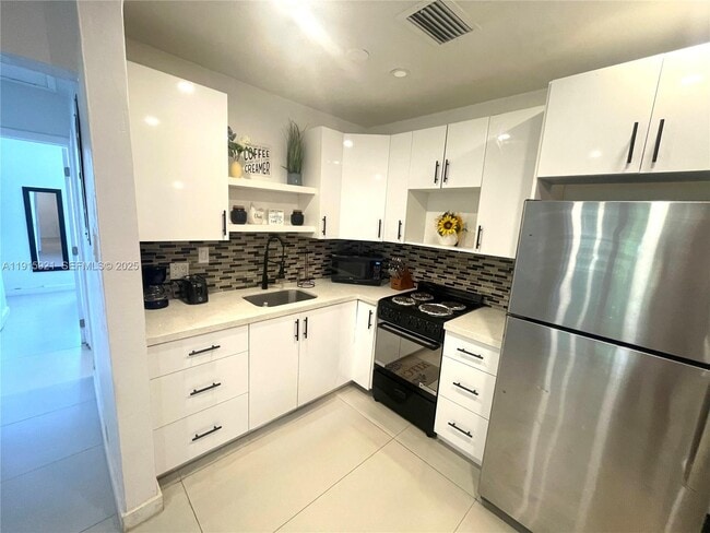 Photo - 1211 NE 15th Ave Unidad 1