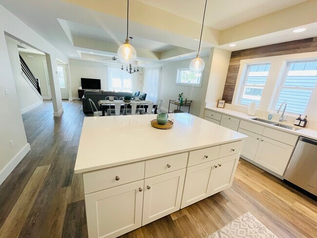 Photo - 508 S Lake Ave