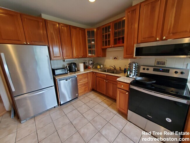 Photo - 149 Centre St Unit 1