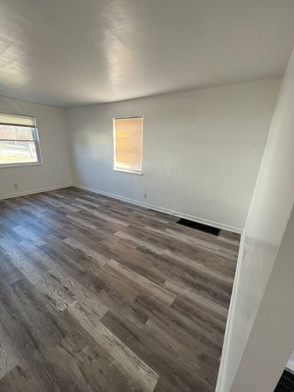Photo - 250 Basswood Ave