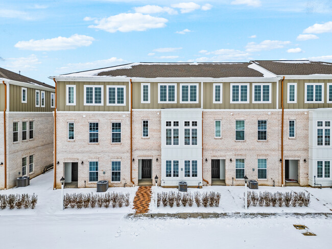 Photo - 115 Founders St Townhome