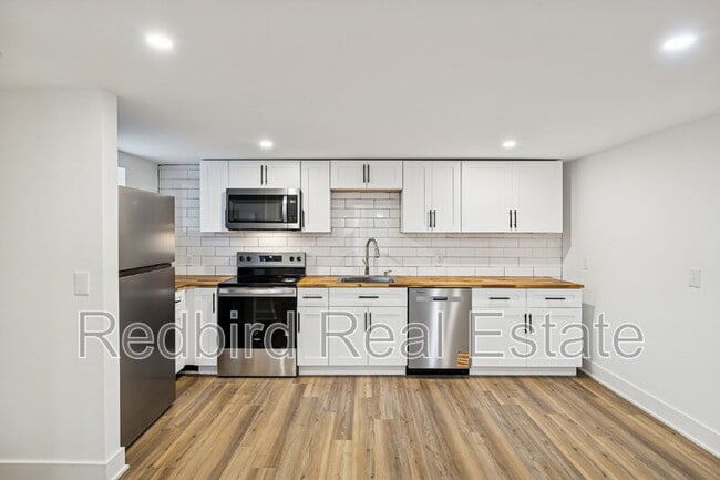 Photo - 611 S 12th St Unit B