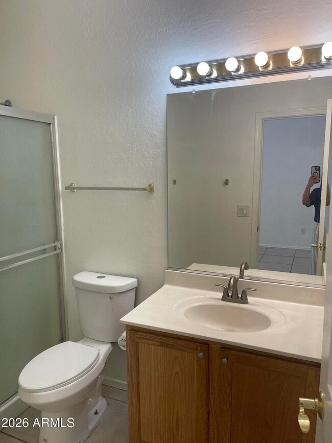 Photo - 9940 E Medina Ave