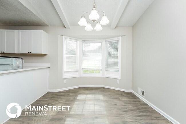 Photo - 512 Chanterelle Dr