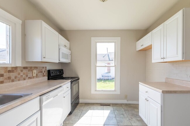 Photo - Cozy 3-Bedroom Home in the Heart of London, OH – Move-In Ready!