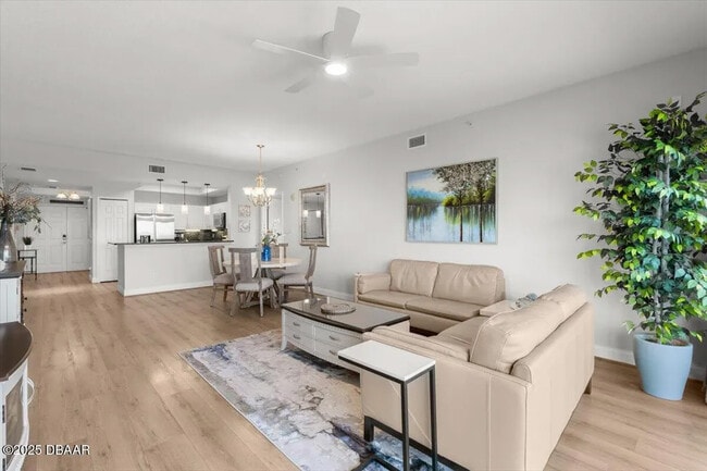 Photo - 2 Oceans W Blvd Unit 702