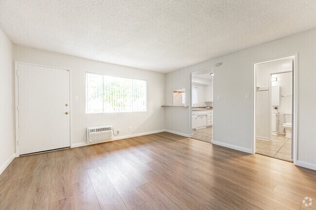Studio, 1BA - 500SF - Bedroom