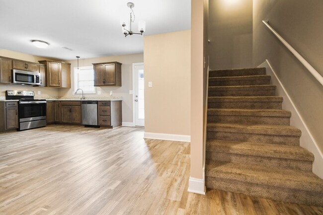 Photo - Pet Friendly Three Bedroom!