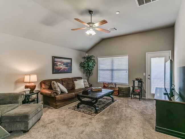 Photo - 19704 Vivace Dr