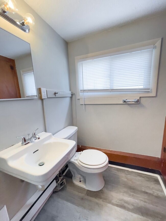 Photo - Studio Apartment for Rent- Prime Location Near Ball State! Unit 06