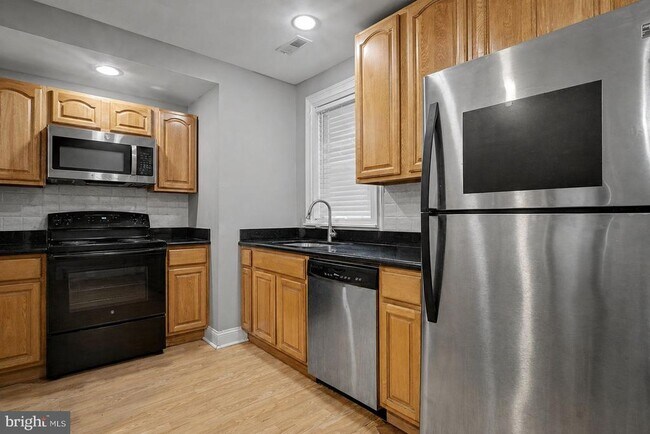 Photo - 1936 N 7th St