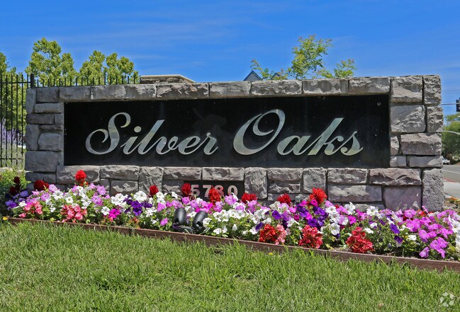 Photo - Silver Oaks Apartments