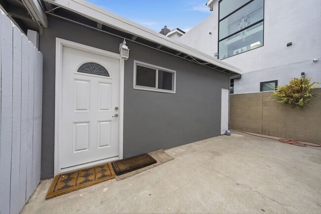 Photo - 1815 W Balboa Blvd Unit A