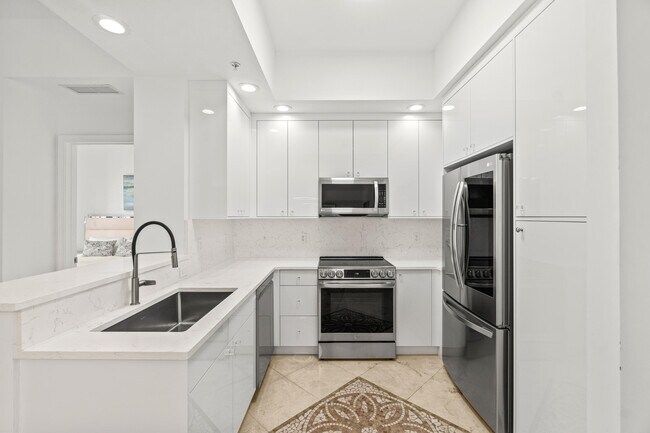 Photo - 701 S Olive Ave Unit 1014