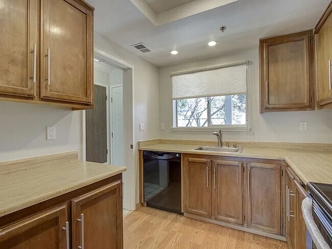Photo - Outstanding 2BD/2BA Condo Near Pleasant Hill BART – Walnut Creek