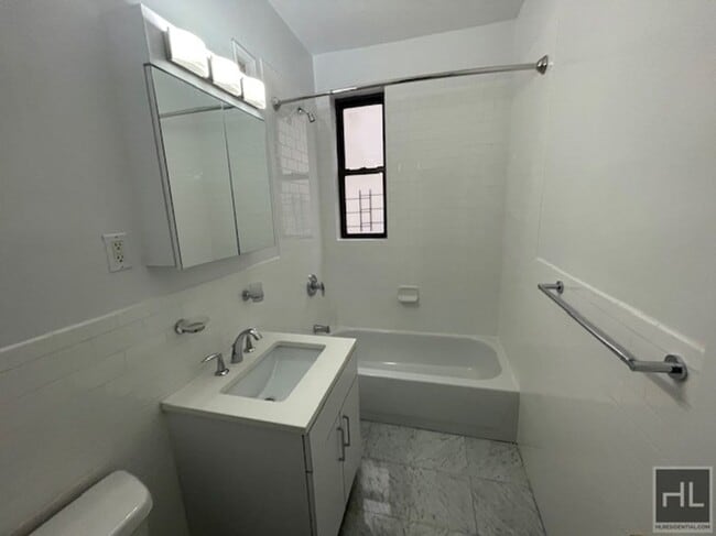 Photo - WEST 104 STREET Unit 54