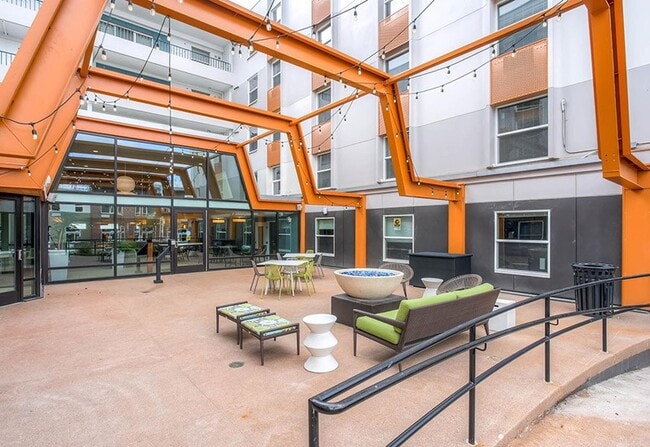 Avenue 8 at Mayfair