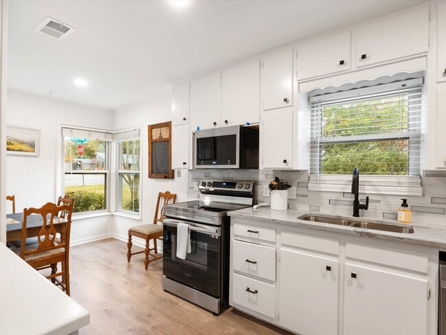 Photo - 3301 Worth Hills Dr