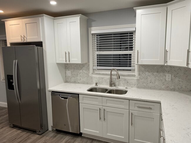 Photo - 117 Belden Dr