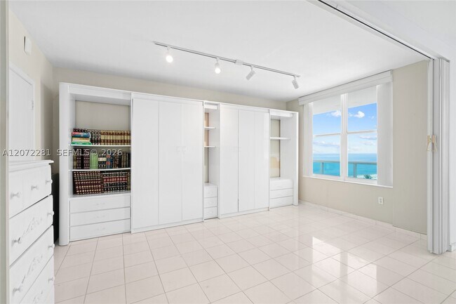 Photo - 5001 Collins Ave Unit 10G