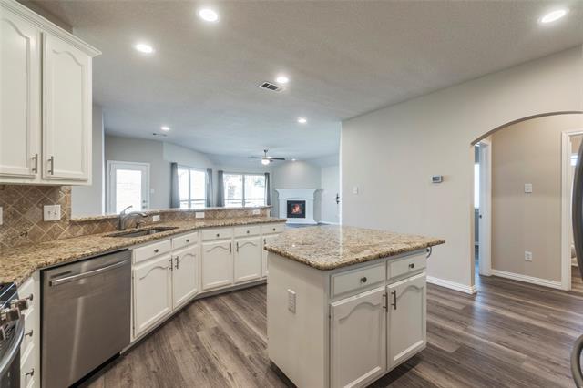 Photo - 5109 Keating St